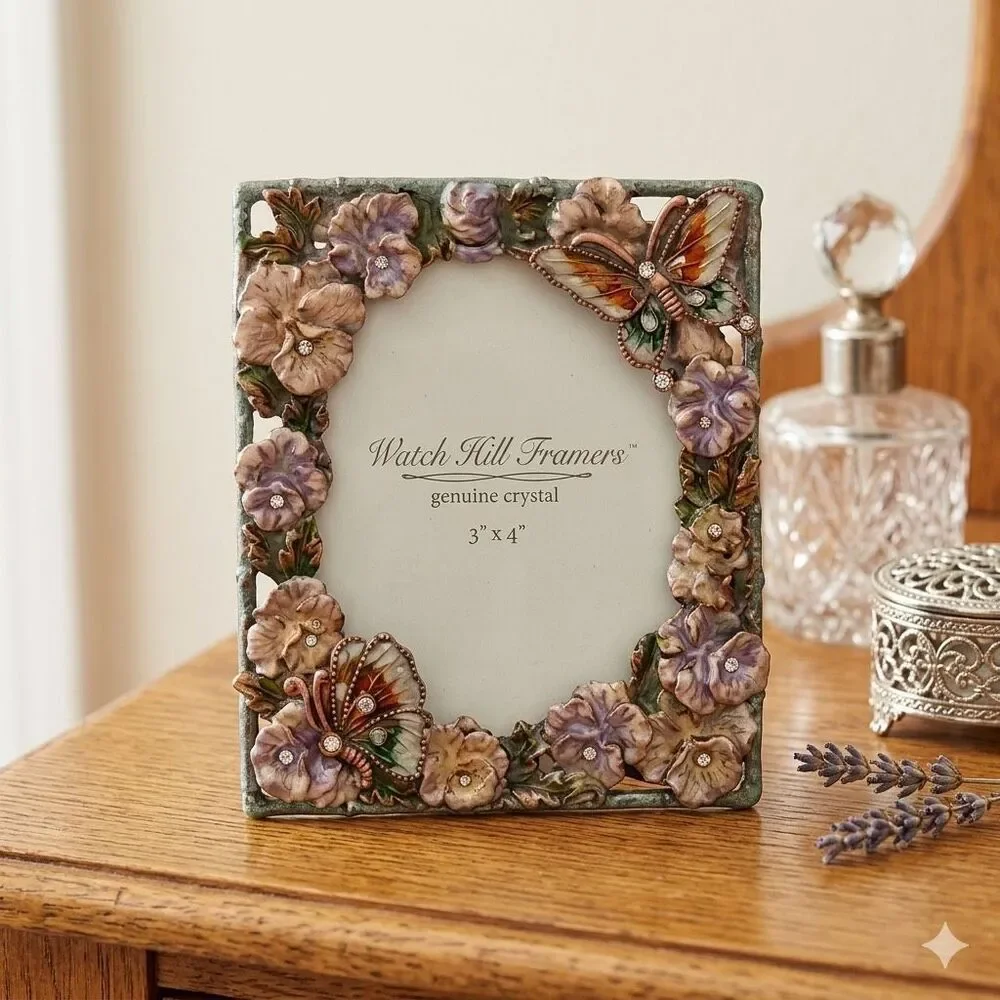 VTG Watch Hill Framers Enamel & Crystal Butterfly Ornate Picture Frame Fairy 4x6